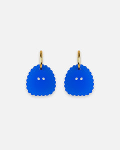 Auffällige dunkelblaue Ohrringe mit Figürlichen Acryl Anhänger und goldenen Creolen von sweeps