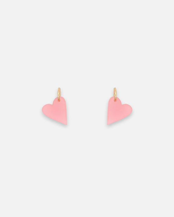 Zwei kleine rosa Herz-Wechselanhänger mit goldfarbenen Ringen
