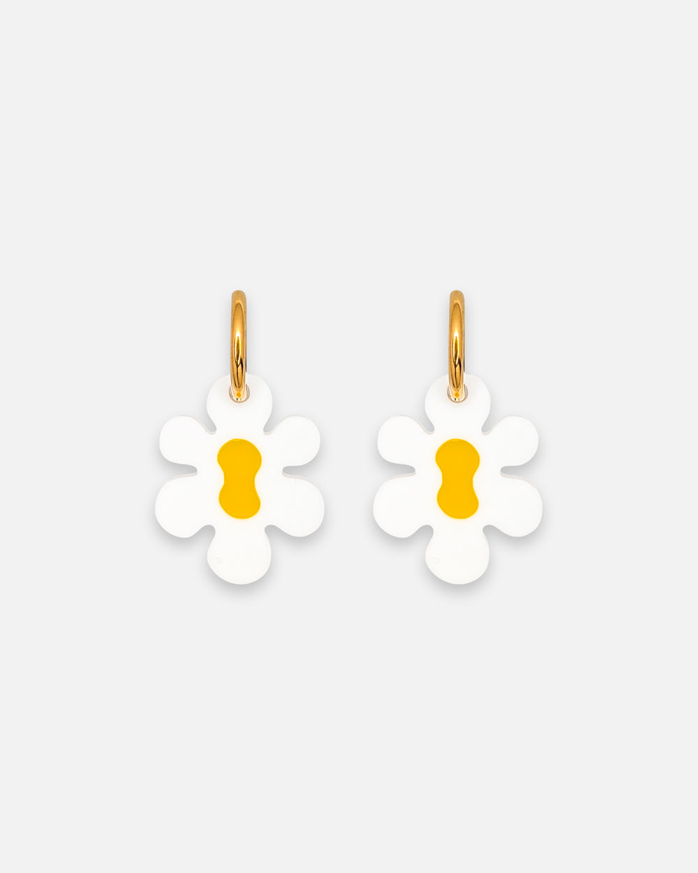 Große Daisy Ohrringe mit gelber Mitte aus Acrylglas und goldenen Edelstahl-Creolen