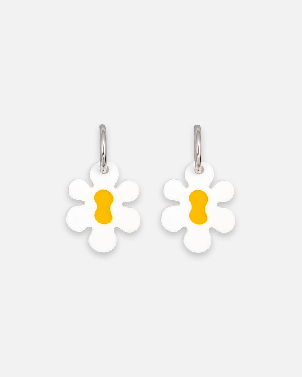 Große Daisy Ohrringe mit gelber Mitte aus Acrylglas und goldenen Edelstahl-Creolen