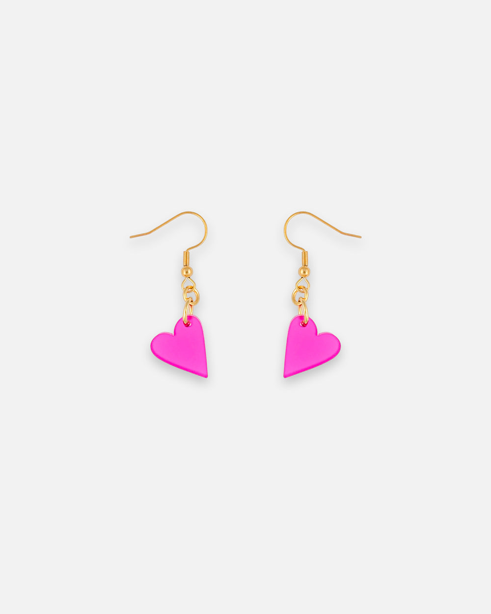 Pinke Herz Ohrhänger aus Fuchsia pinkem Acrylglas mit goldfarbenen Edelstahlhaken von sweeps